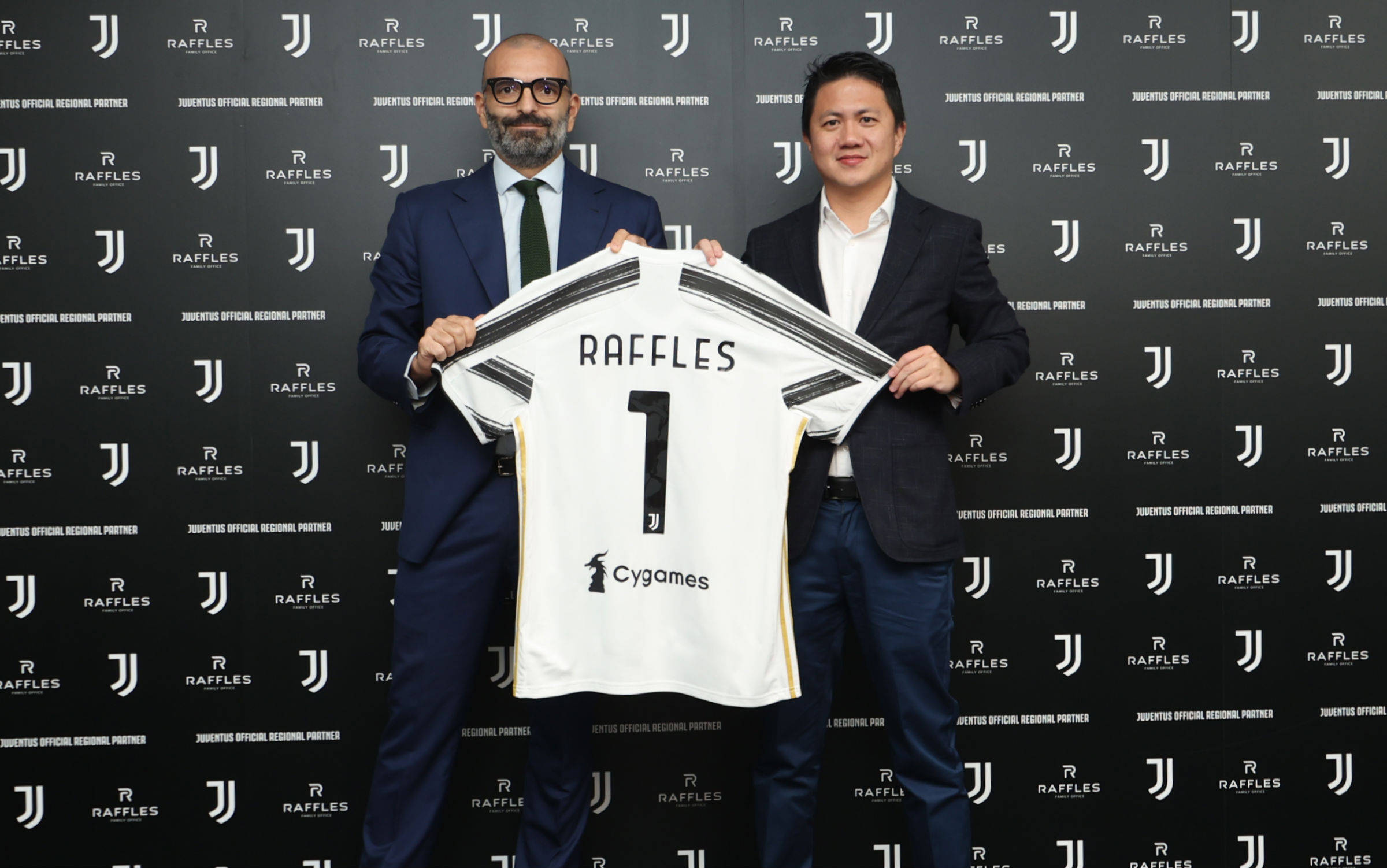 百分百命中砍14+7！徐昕打脸杜锋，赛后采访话里有话，还能回广东吗